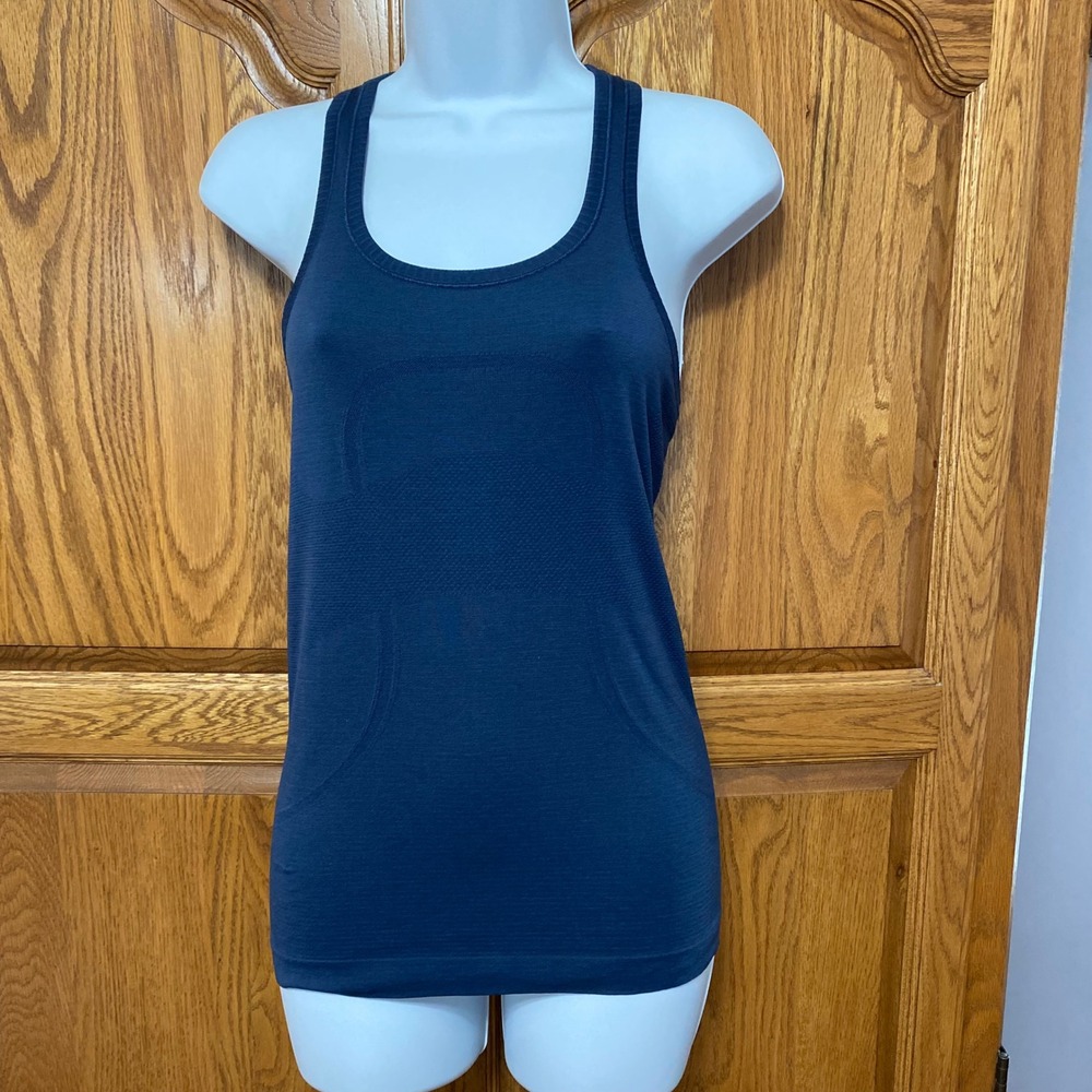 Lululemon‎ Swiftly Tech Racerback 2.0 Dark Blue Tank Top Womens Sz 4 Workout Gym